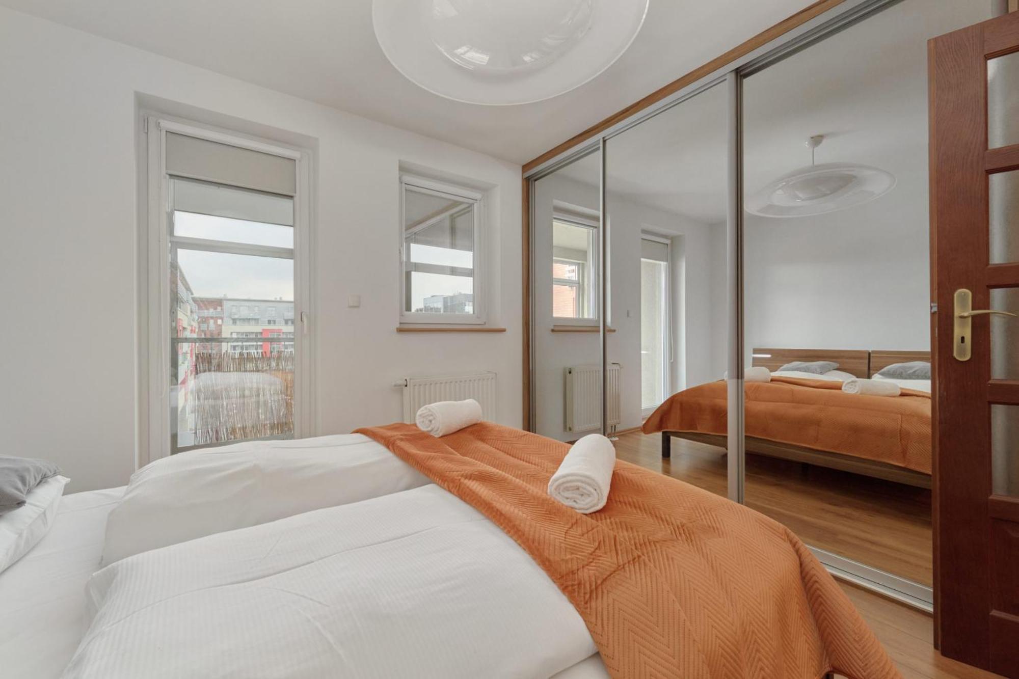 Teczowa Apartment In Wroclaw By Rent Like Home 外观 照片